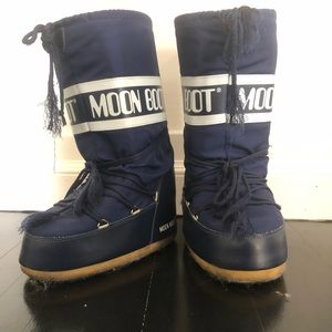 Technica Moonboots